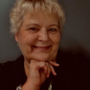 Meet your Posher, Pam